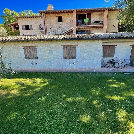 Villa Spoleto-poolside-slps 20 1 Hour To Rome - Fabulous Gardens, Bbq Area, Pool *